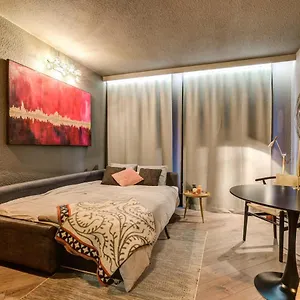 studio-close-to-the-slopes-chamonix.hotels-rhonealpes.com/